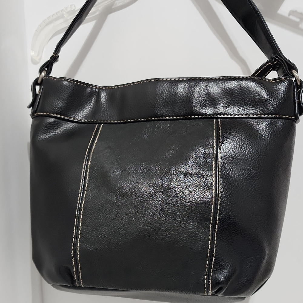 Classic Black Leather Shoulder Bag with Silver Hardware